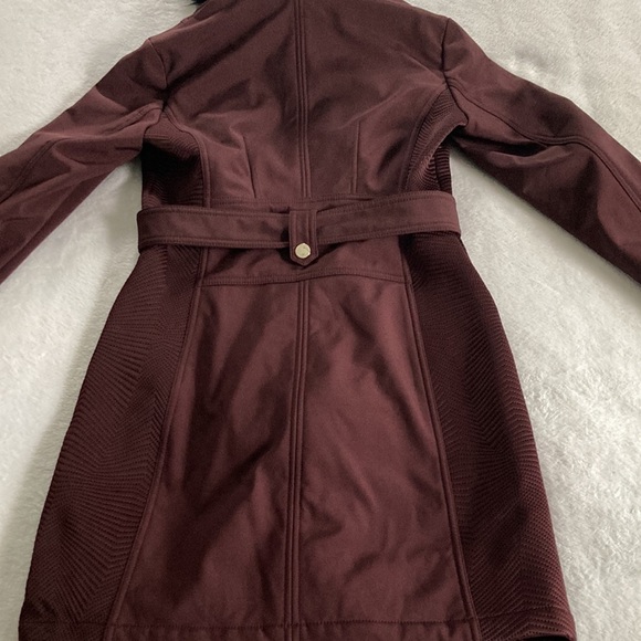 Guess Winter Jacket - Picture 9 of 9